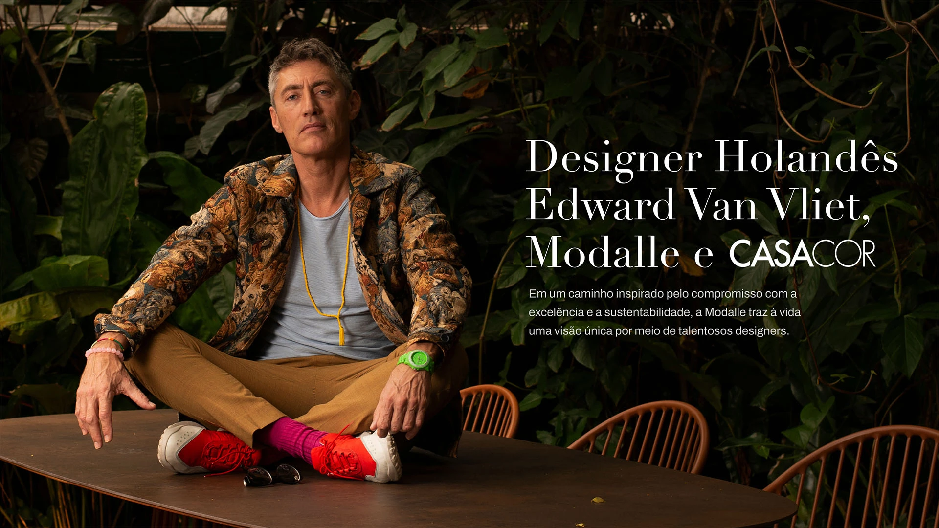 Peça da Modalle com o designer Edward Van Vliet para a CASACOR, reforçando design autoral, excelência e sustentabilidade.